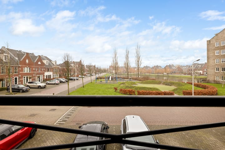 Foto 13 van Zwanebloemweg 36