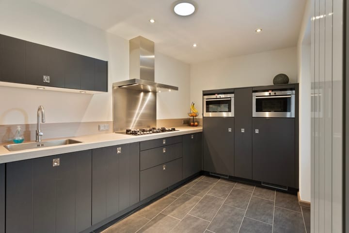 Foto 7 van Weth. Van Hunselstraat 1