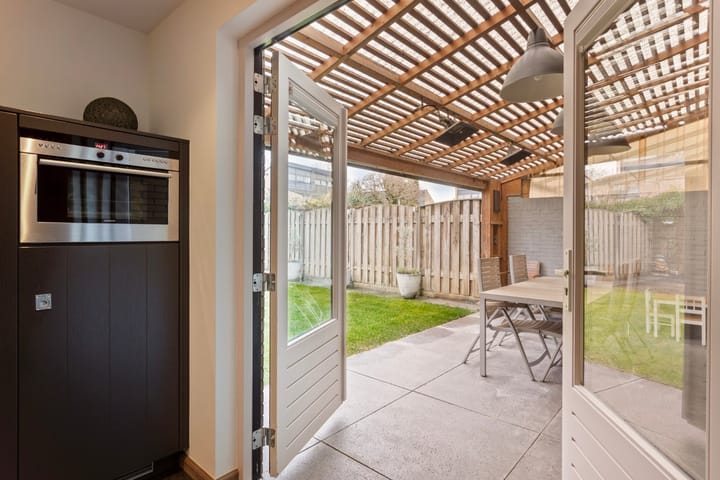 Foto 10 van Weth. Van Hunselstraat 1