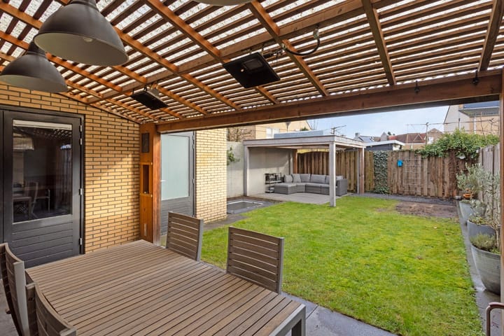 Foto 11 van Weth. Van Hunselstraat 1