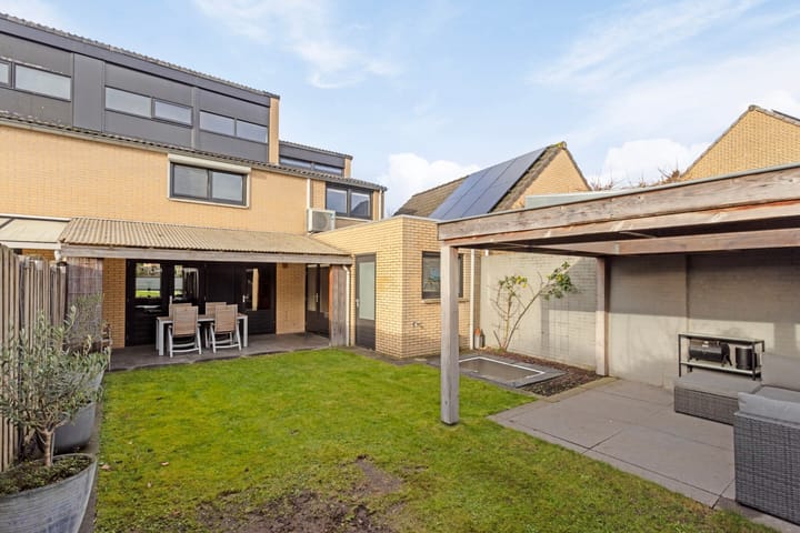 Foto 26 van Weth. Van Hunselstraat 1