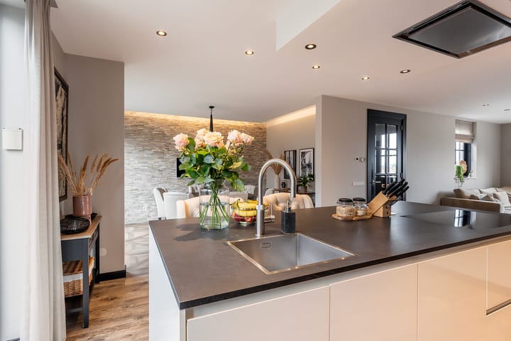 Foto 15 van Nehalennialaan 22