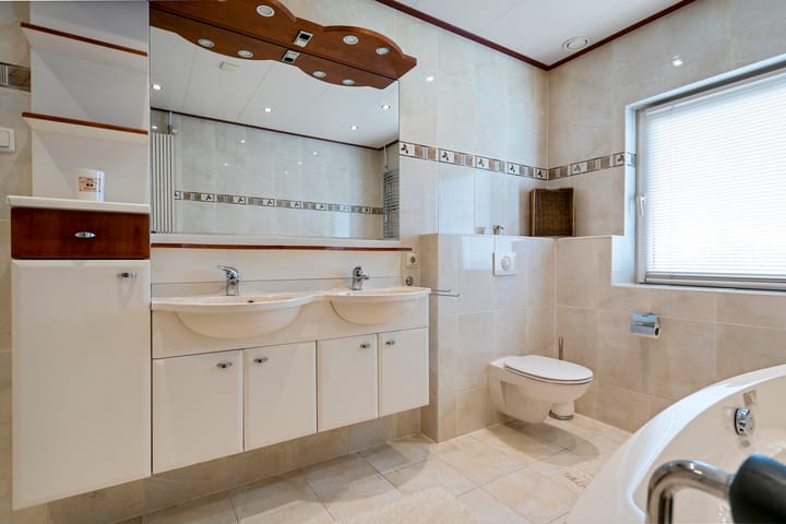 Foto 20 van Schoolstraat 33