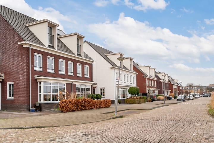 Foto 48 van Nehalennialaan 22