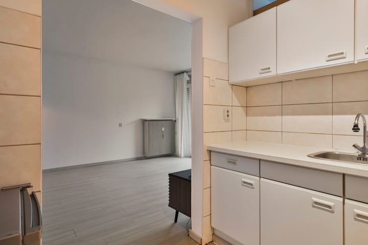 Foto 7 van Lelystraat 2-B8