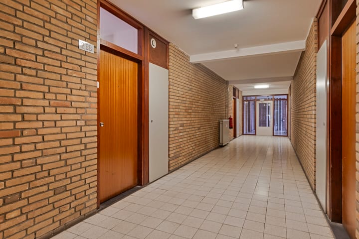 Foto 18 van Lelystraat 2-B8