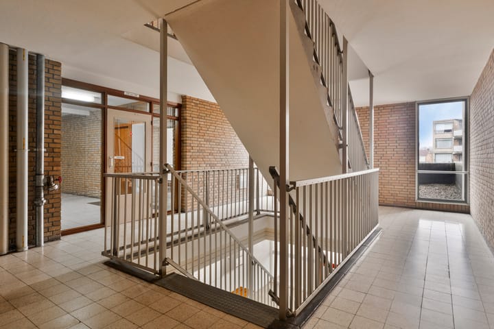 Foto 22 van Lelystraat 2-B8