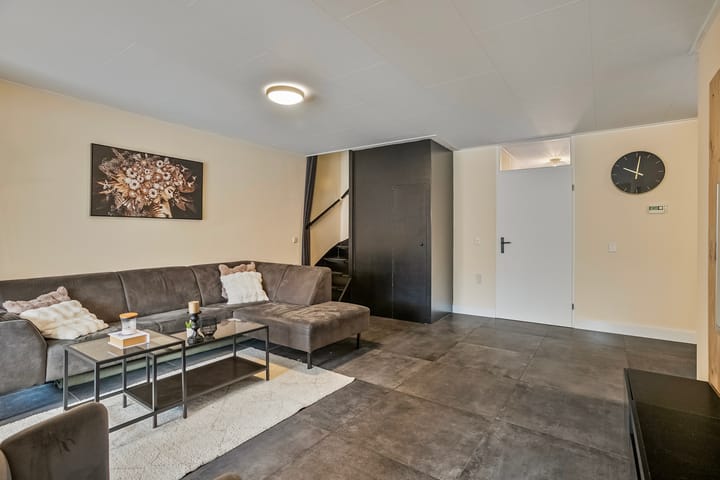 Foto 10 van Dagoberthof 30