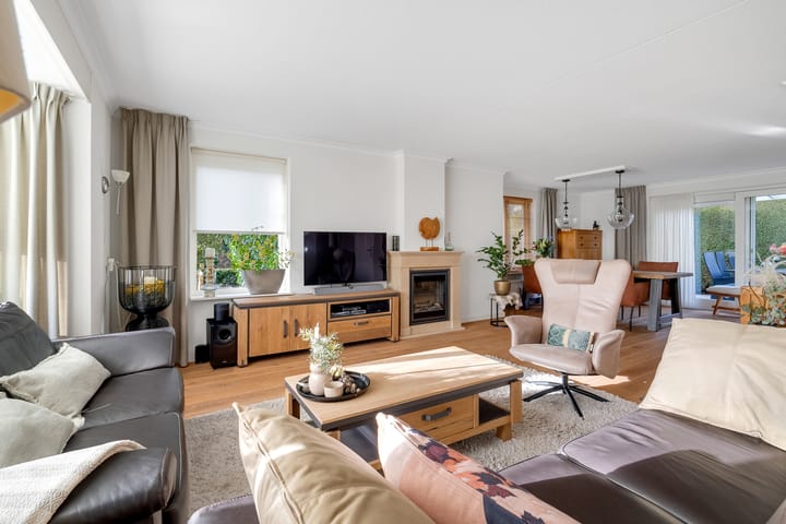 Foto 4 van Koningsvaren 77