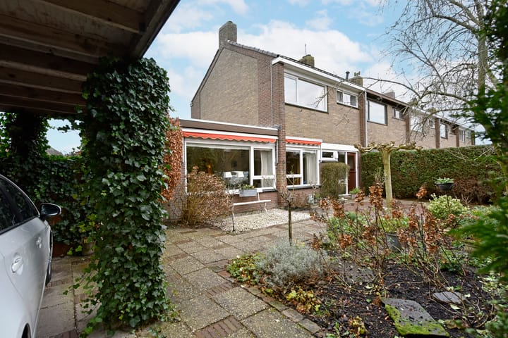 Foto 2 van Beatrixlaan 11