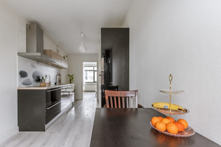 Foto 14 van Joris Ivenslaan 99