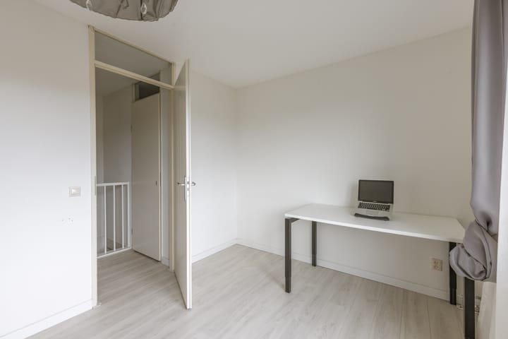 Foto 21 van Joris Ivenslaan 99