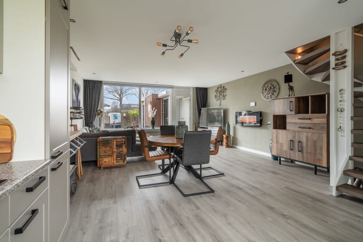 Photo 10 of Zuilenburg 63