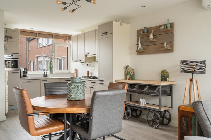 Photo 11 of Zuilenburg 63