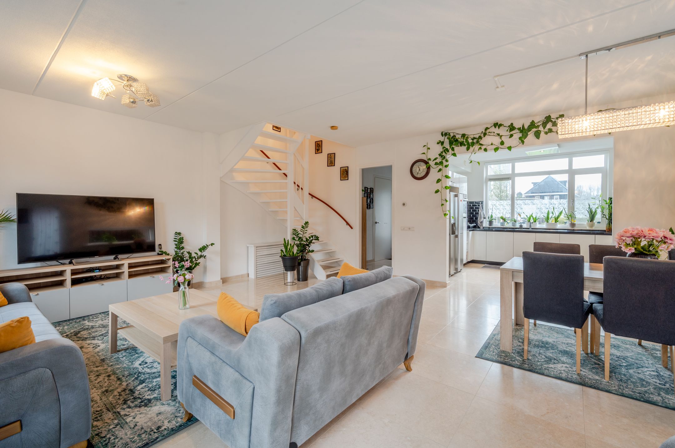 Foto 9 van Anzarstraat 8