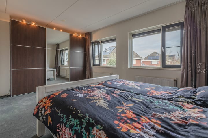 Foto 22 van Zilveresdoorn 24