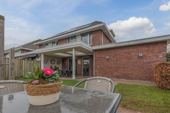 Foto 39 van Zilveresdoorn 24