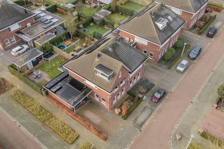 Foto 40 van Zilveresdoorn 24