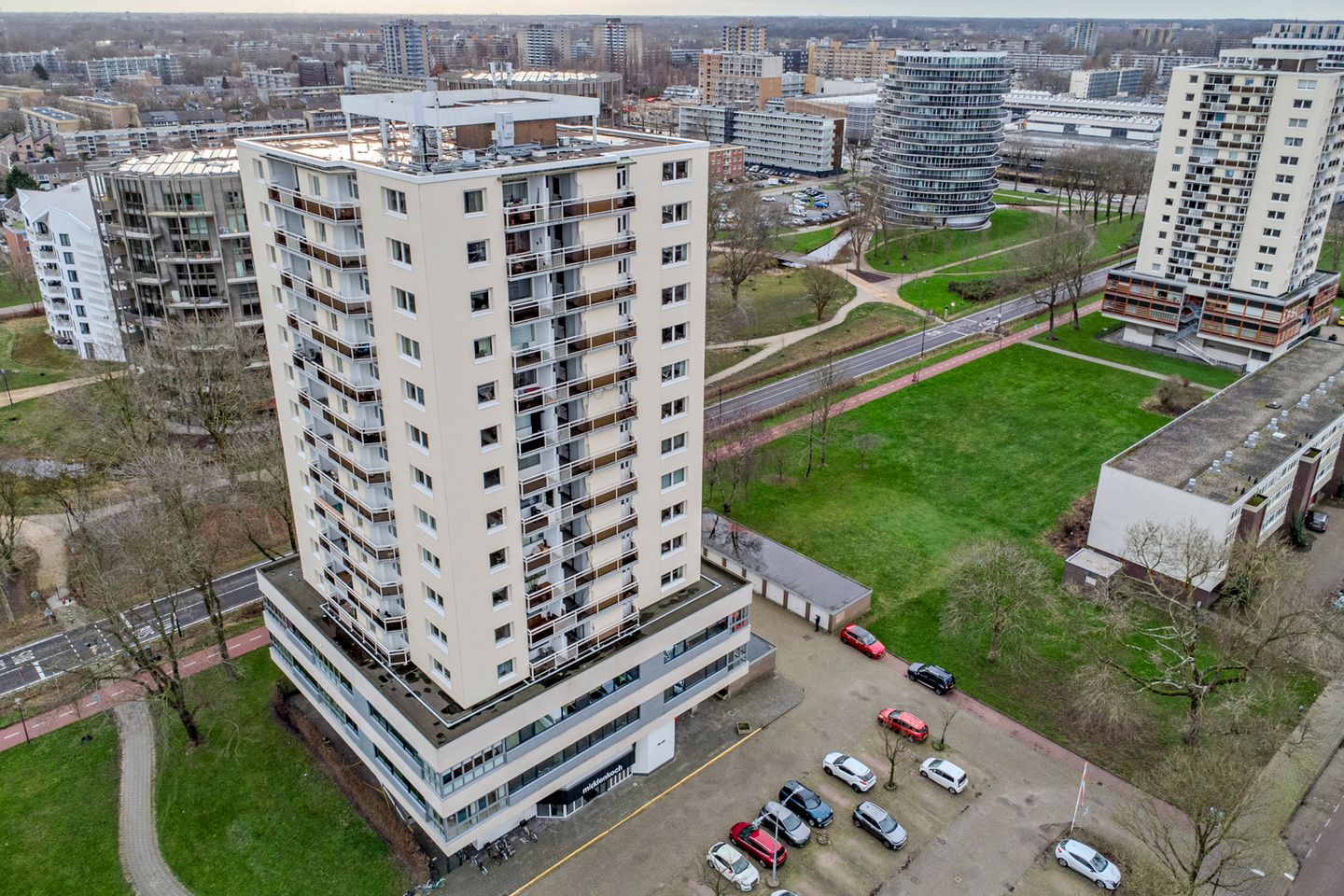 Foto 35 van Robert Kochlaan 340