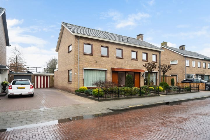 Foto 31 van Klaas Bosstraat 13