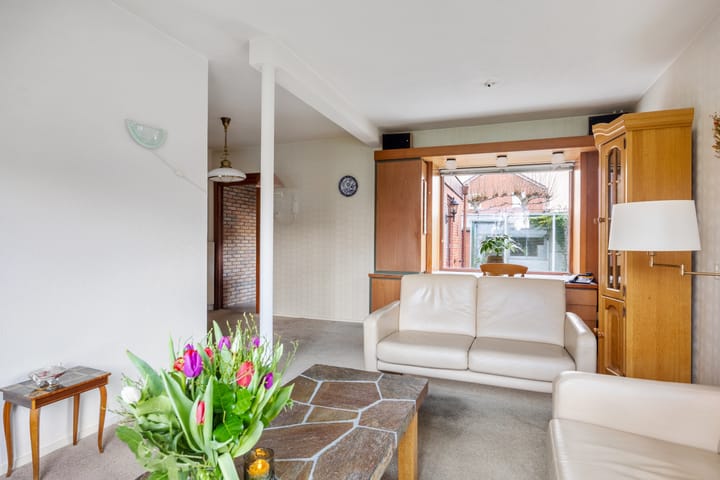 Foto 12 van Roggeplein 12