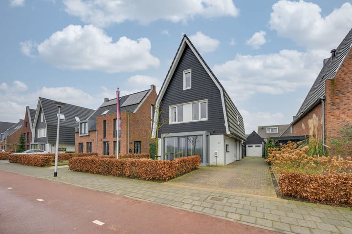 Foto 13 van Donkerstraat 126