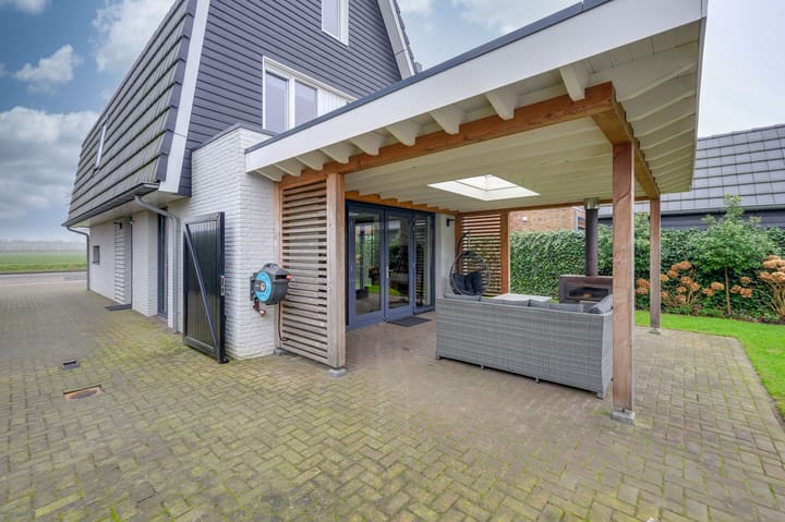 Foto 81 van Donkerstraat 126