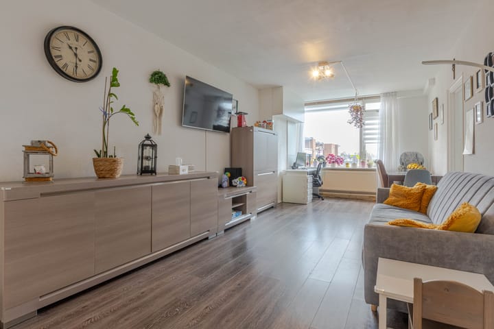 Foto 2 van Nieuwenoord 281