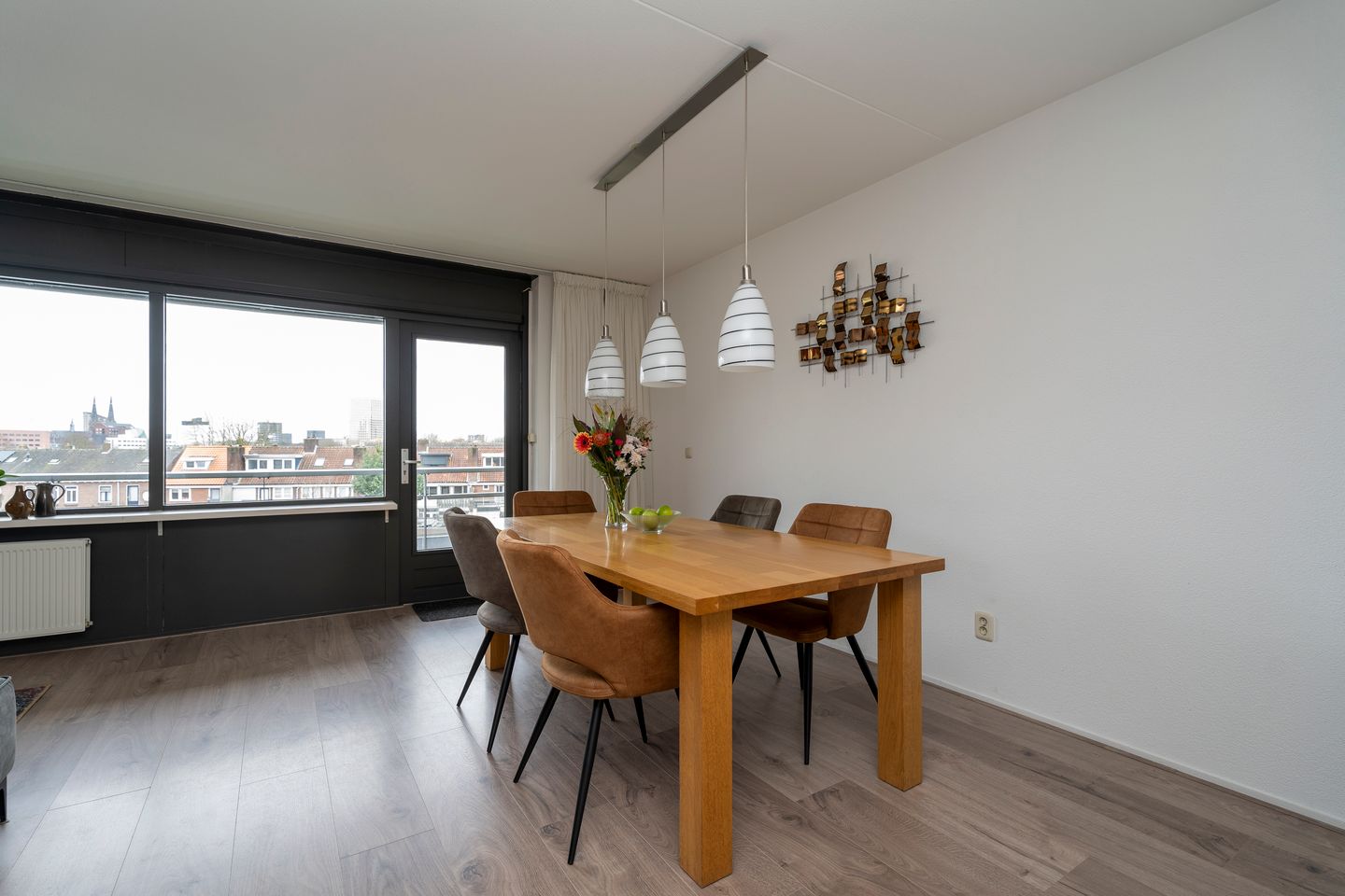 Photo 14 of Sint Willebrordstraat 47