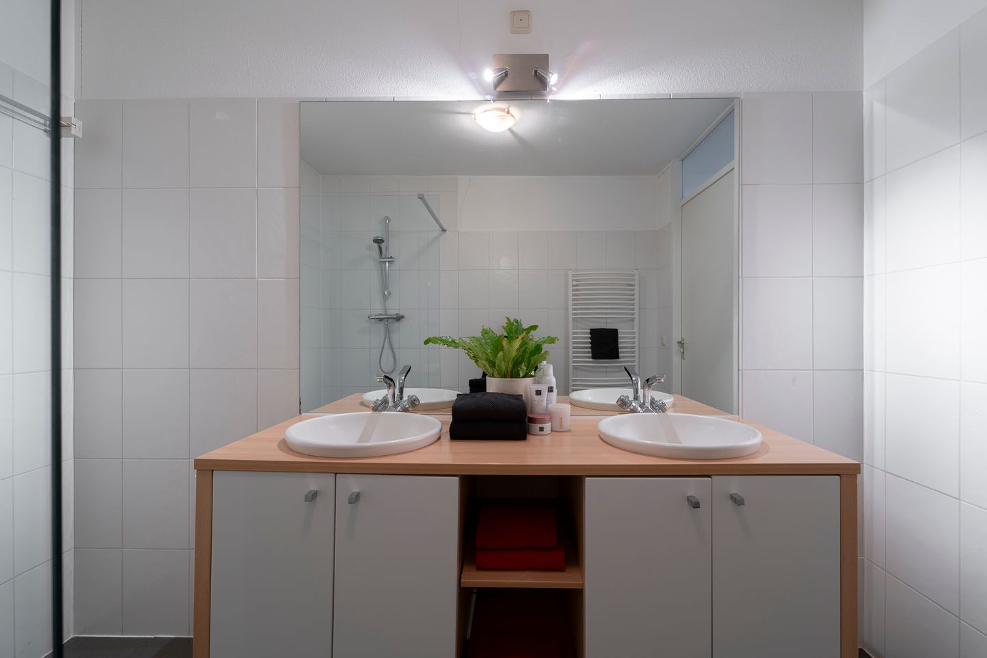 Photo 25 of Sint Willebrordstraat 47