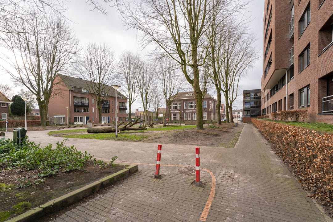 Photo 31 of Sint Willebrordstraat 47