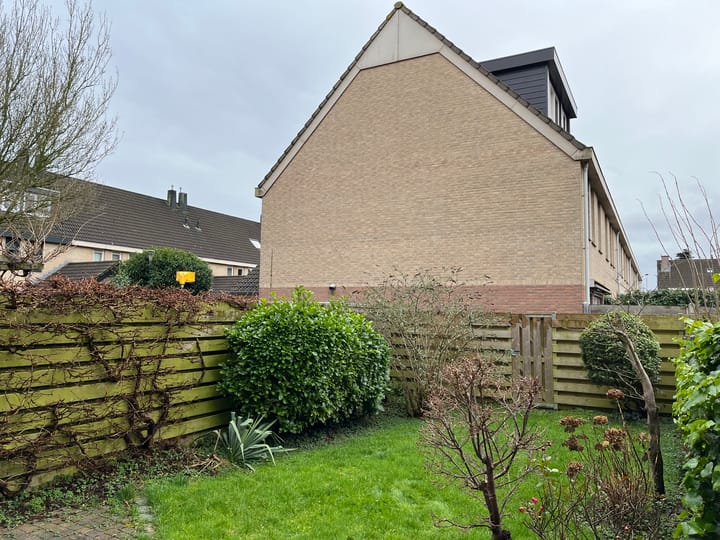 Foto 23 van Voorsteven 19