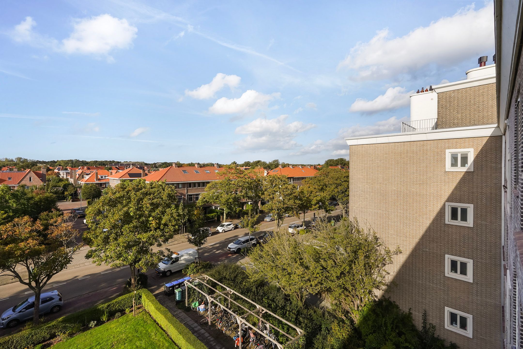 Foto 18 van Sportlaan 1104