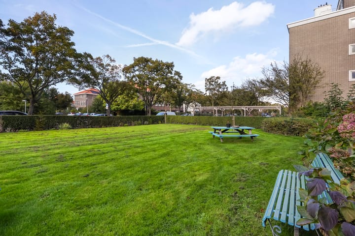 Foto 39 van Sportlaan 1104