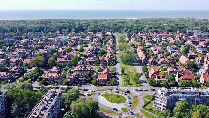 Foto 43 van Sportlaan 1104