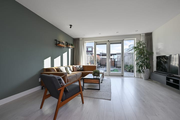 Foto 5 van Poortwachter 146