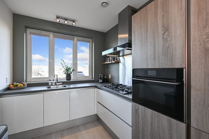 Foto 7 van Poortwachter 146