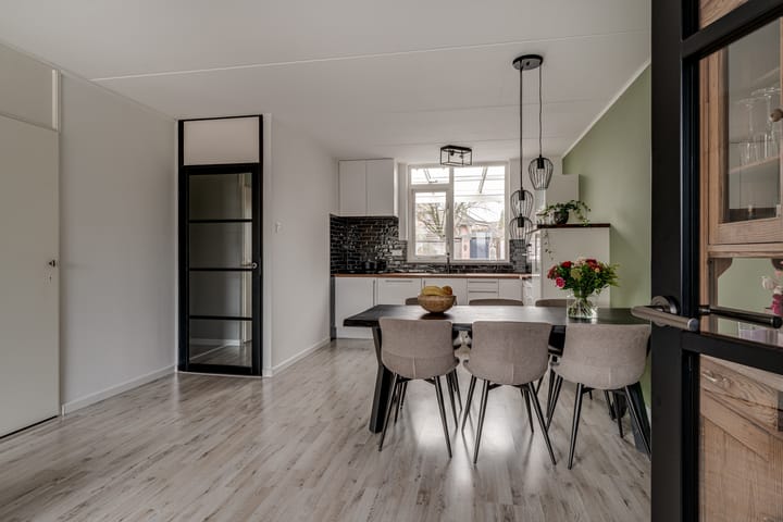 Photo 7 of Sperwerstraat 47