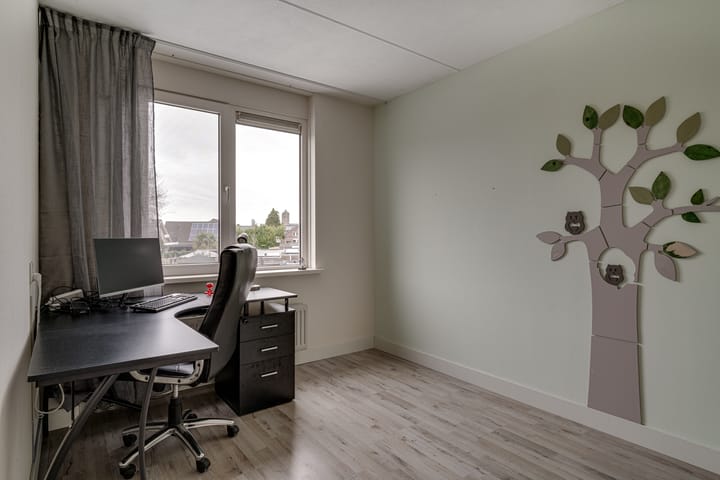 Photo 21 of Sperwerstraat 47