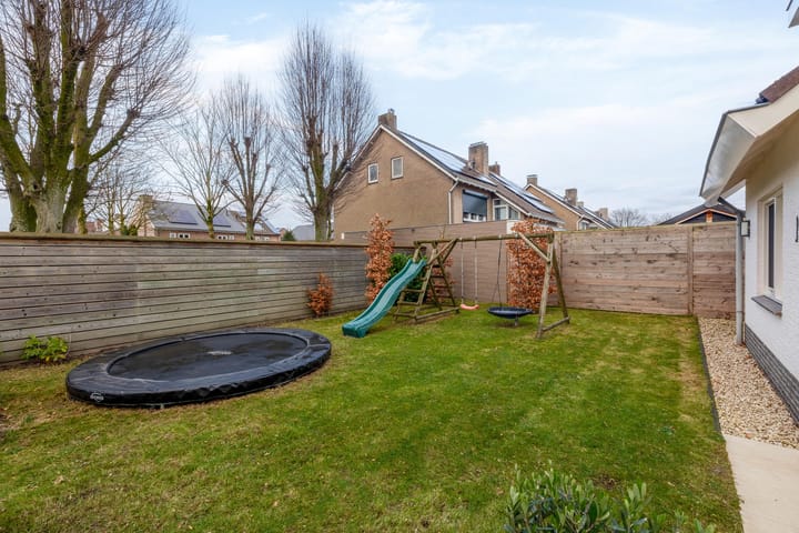 Foto 36 van Papaverstraat 33