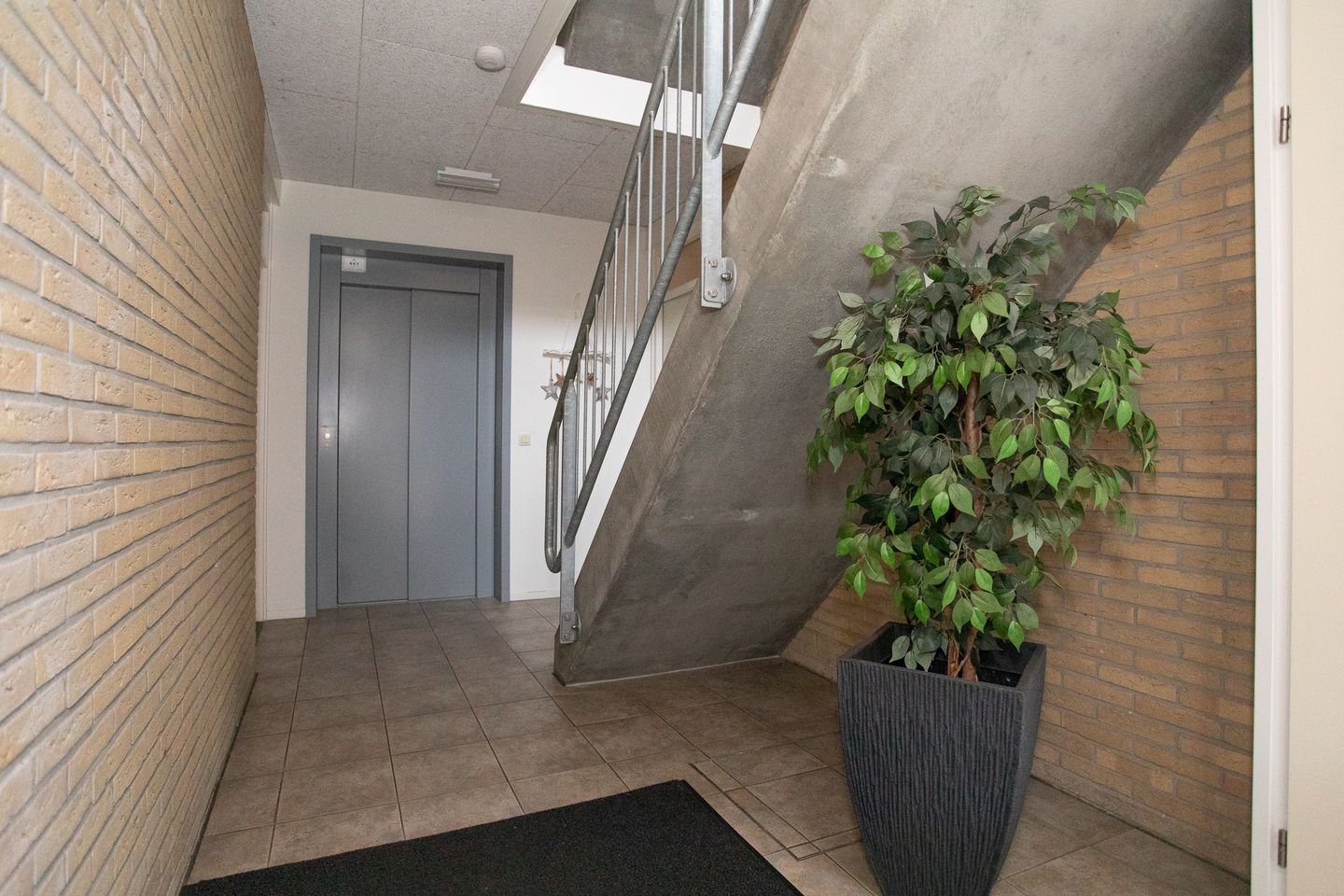 Foto 5 van Brandersweg 2-2