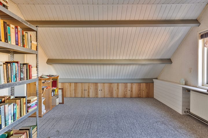 Foto 30 van Irenestraat 18