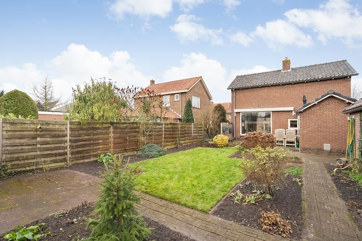 Foto 32 van Molenstraat 25