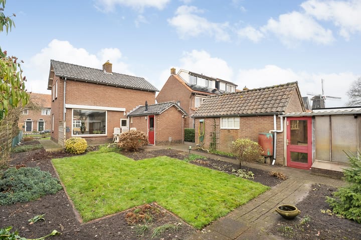 Foto 33 van Molenstraat 25