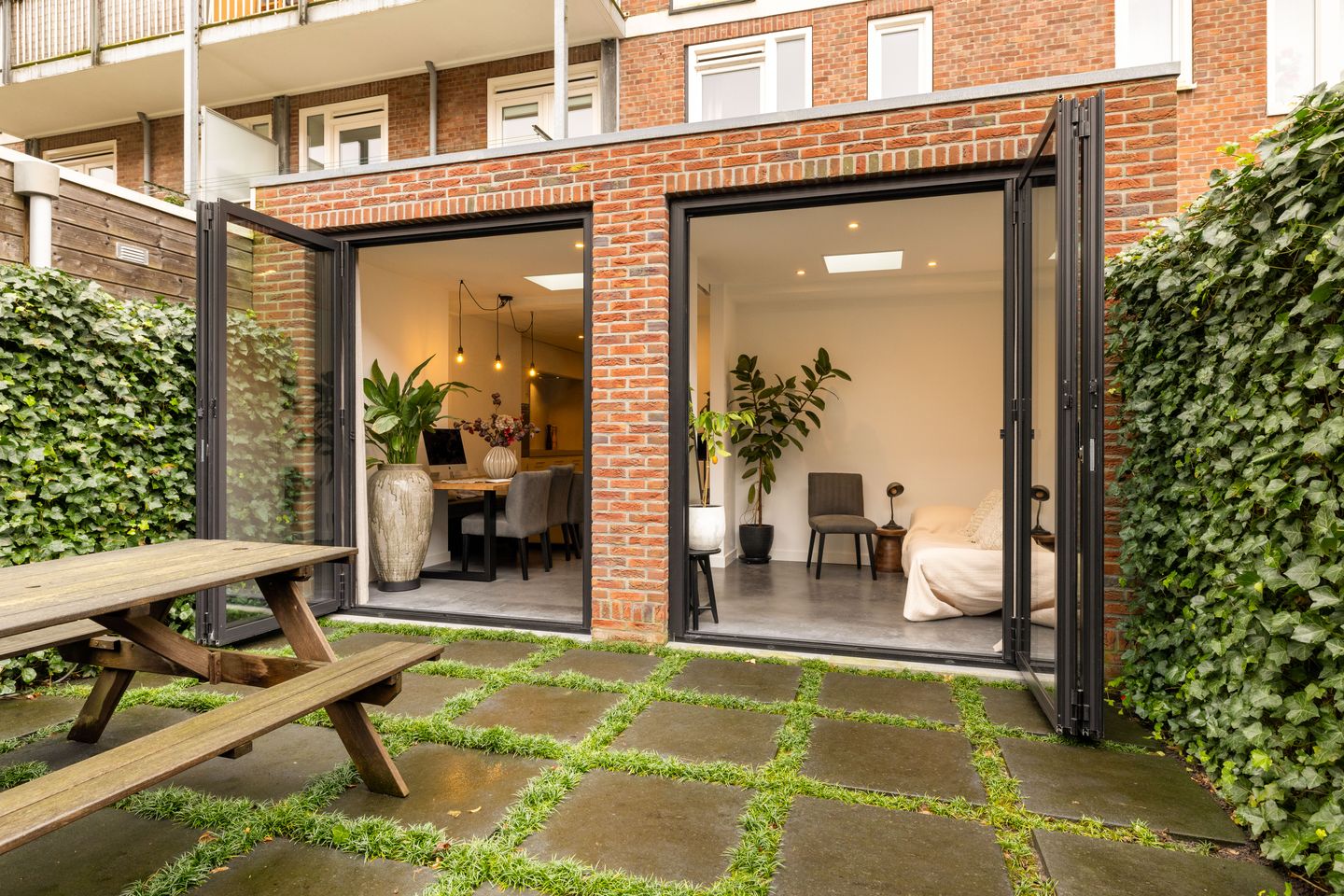 Foto 1 van Retiefstraat 14-A