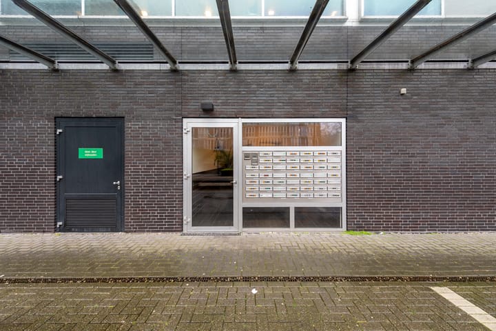 Foto 8 van Professor de Moorplein 555