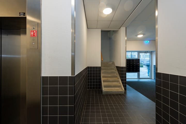 Foto 11 van Professor de Moorplein 555