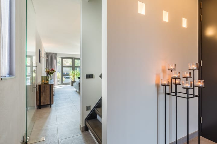 Foto 11 van Zuidewijn 56