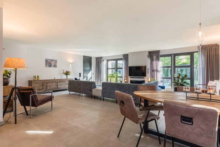 Foto 18 van Zuidewijn 56