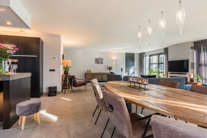 Foto 19 van Zuidewijn 56